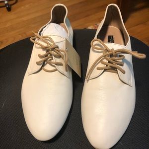 Zara Leather Oxfords US 8/ EU 39